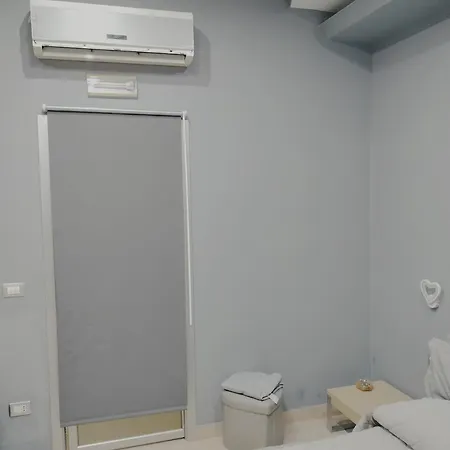 Ferienwohnung La Vie Est Belle Neapel Exterior foto